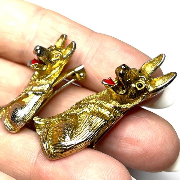 VINTAGE Brooch SIGNED Vtg German Shepherd Costume Jewelry Animal Dog Lot m09 - Picture 2 of 5